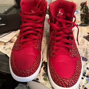 Air Jordan 1 mid red elephant print
